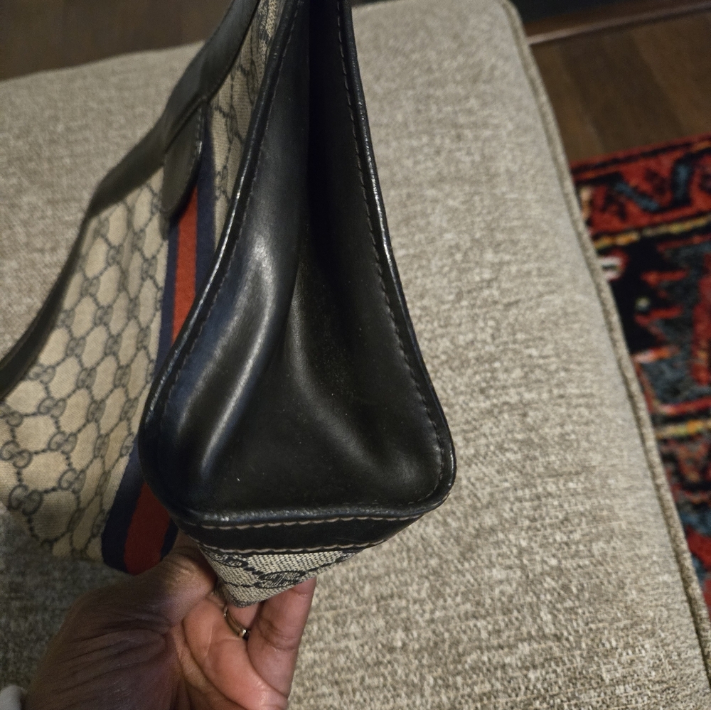 Gucci Vintage Beige and Navy GG Clutch with Red Stripe - Picture 7 of 13